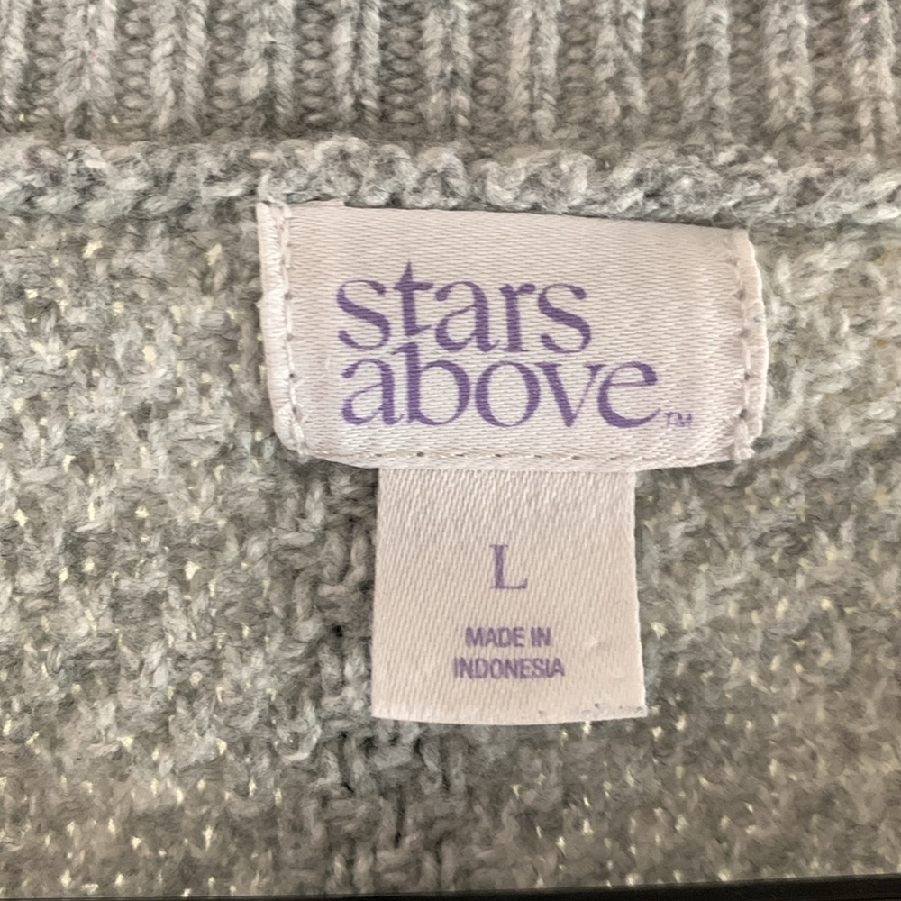 Stars Above Women’s Large Pullover Sweater - Picture 2 of 6